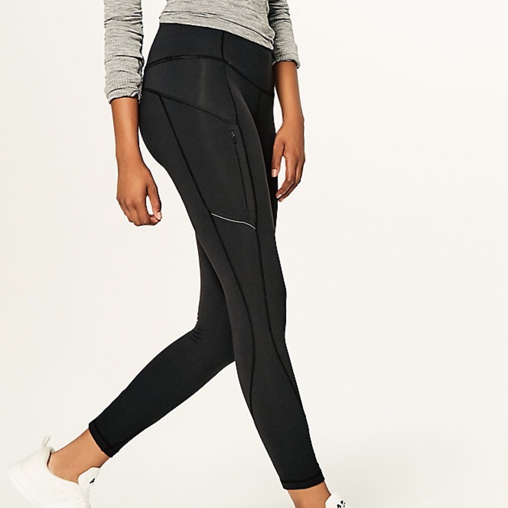 Lululemon Run On Tight (25") EUC BLACK SIZE 12